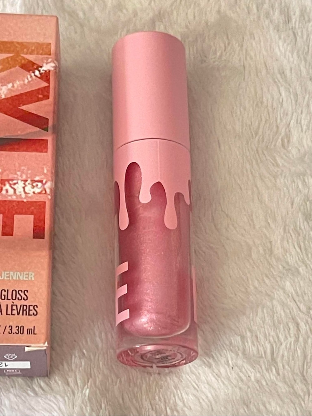 Kylie Cosmetics High Gloss in Daddy’s Girl - Picture 13 of 15